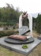 名人墓碑应该怎样设计？探索永恒印记的艺术与思索